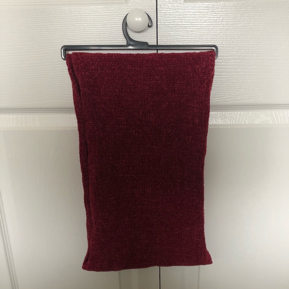 NWOT scarf
